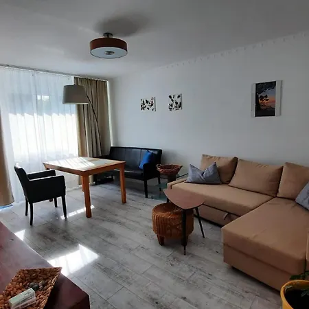Ruhig Gelegene 2-Zi Fewo, Wallbox, Balkon Essen Exterior photo