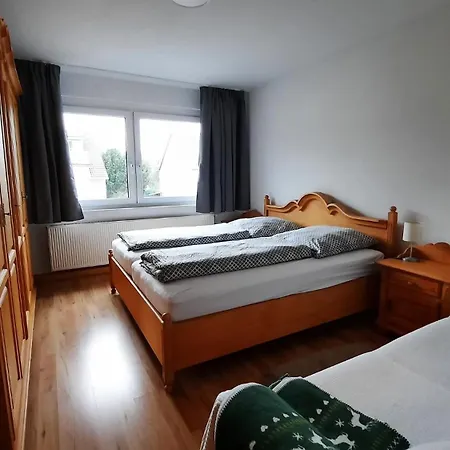 Ruhig Gelegene 2-Zi Fewo, Wallbox, Balkon Essen Exterior photo