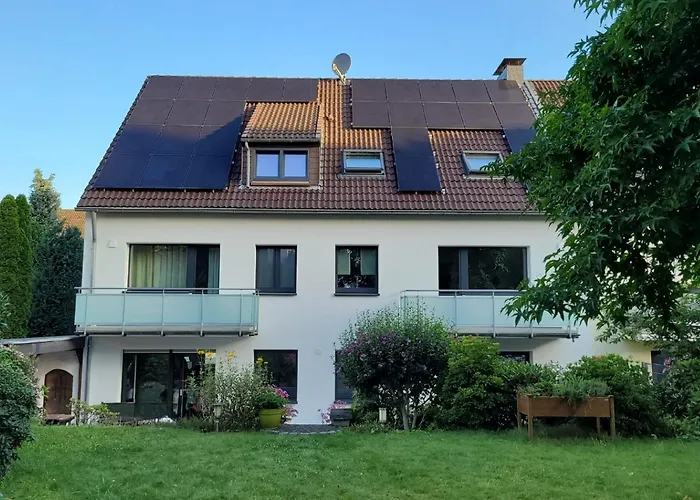 Ruhig Gelegene 2-Zi Fewo, Wallbox, Balkon